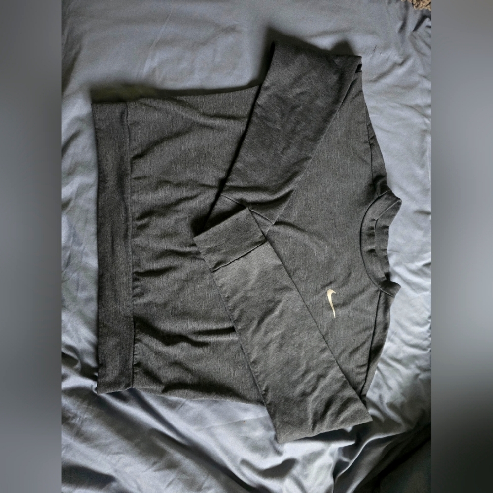 Nike Running Crop top, lighter weight cold gear